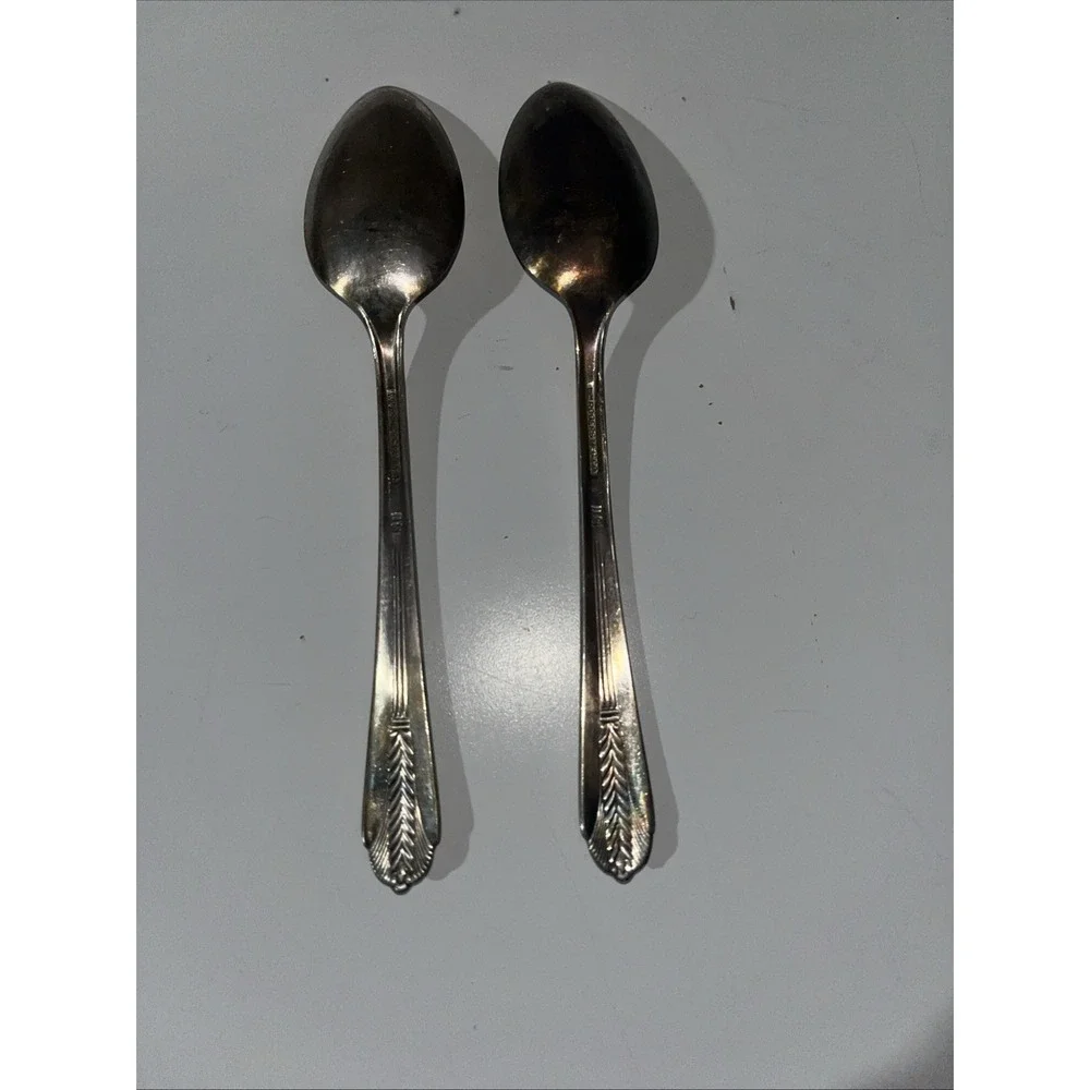 2 Teaspoon‎ Tea Spoon Allure Wm Rogers 1939 International Silver Silverplate